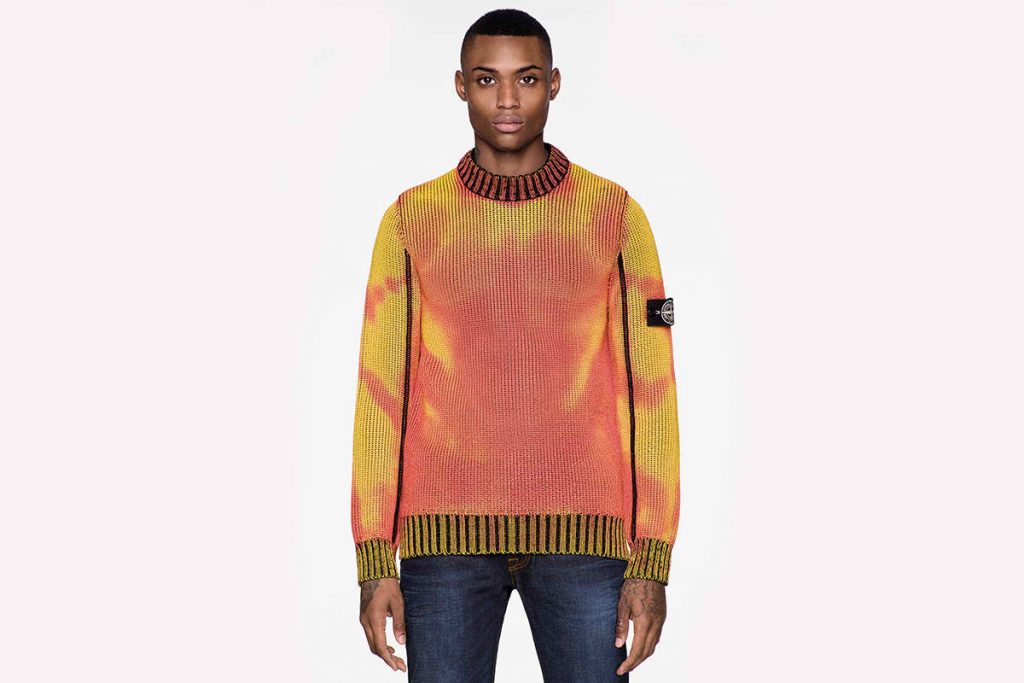 The Stone Island Ice Knit sweaters are made of thermo-sensitive garment. (via Stone Island)