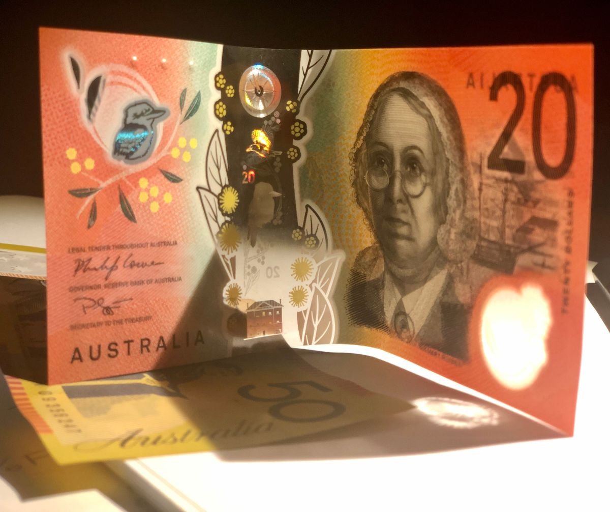 Polymer Banknotes: The Future of Currency, According to IBNS Experts ...