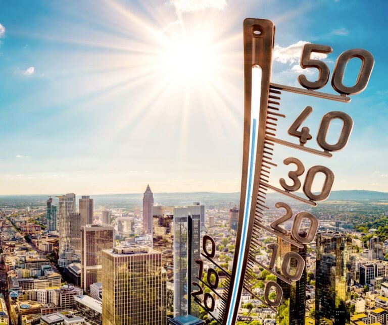The Role of Climate Change in Amplifying Heat Domes and Heat Waves The Role of Climate Change in Amplifying Heat Domes and Heat Waves